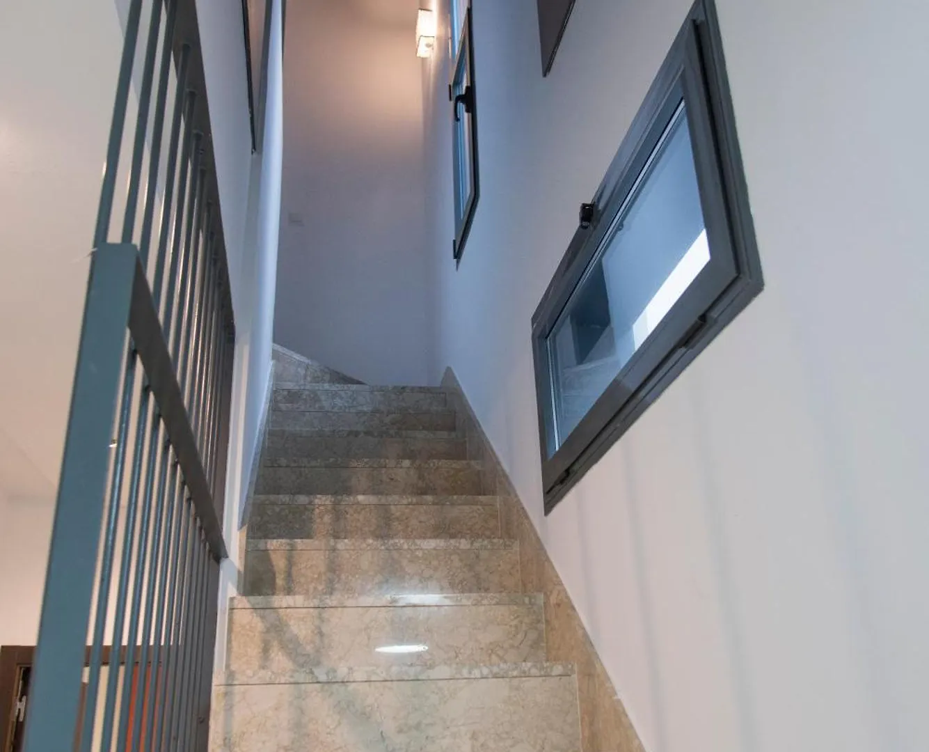 Free Parking Duplex Apartment Seville