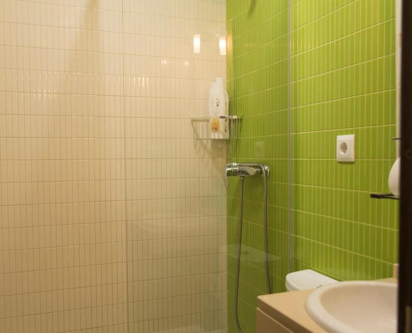 Free Parking Duplex Apartment Seville 0*,